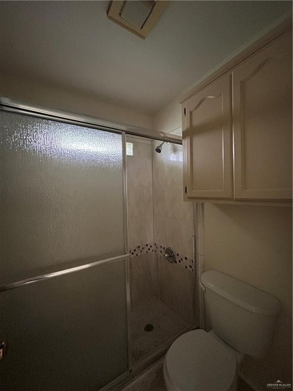 Building Photo - 14 Bracey