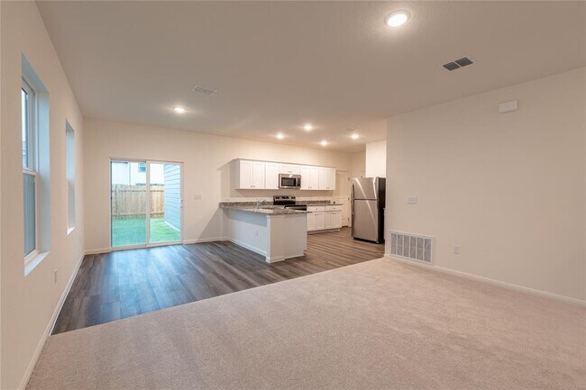 Building Photo - 144 Mullen Wy