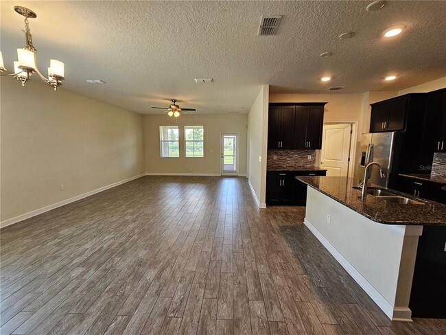 Building Photo - 4624 Fairy Tale Cir