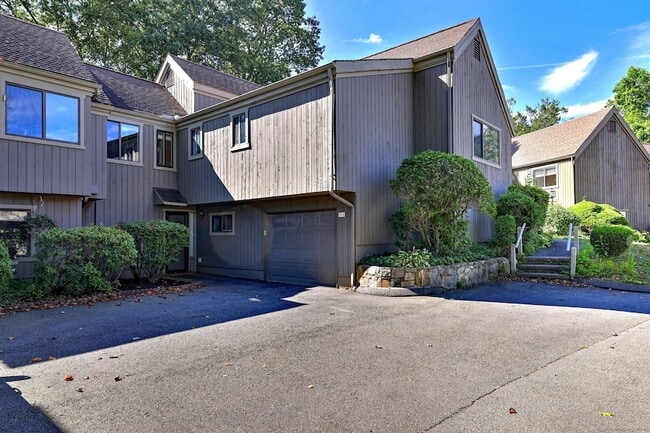 Building Photo - 193 Bayfield Ln