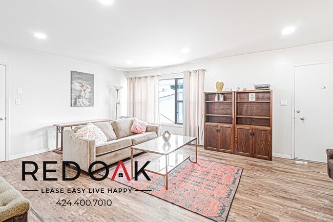Building Photo - 4505 Santa Rosalia Dr