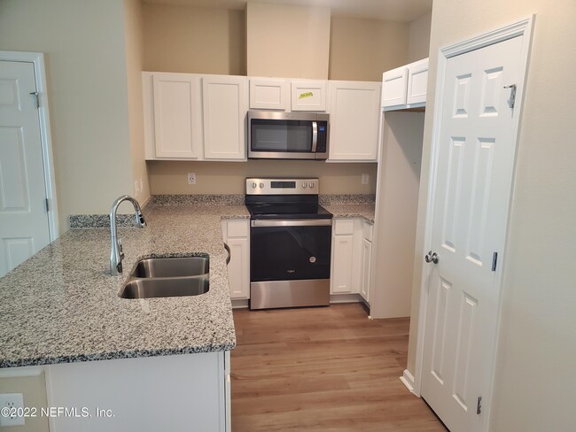 Building Photo - 11792 Junegrass Rd