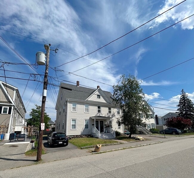 Primary Photo - 20 Trafford St