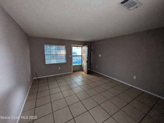 Building Photo - 759 Lunar Lake Cir
