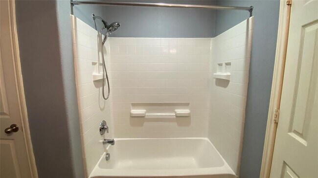 Building Photo - 21515 Kingston Terrace Ln