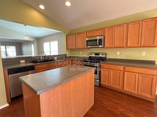 Building Photo - 395 Candlebark Dr