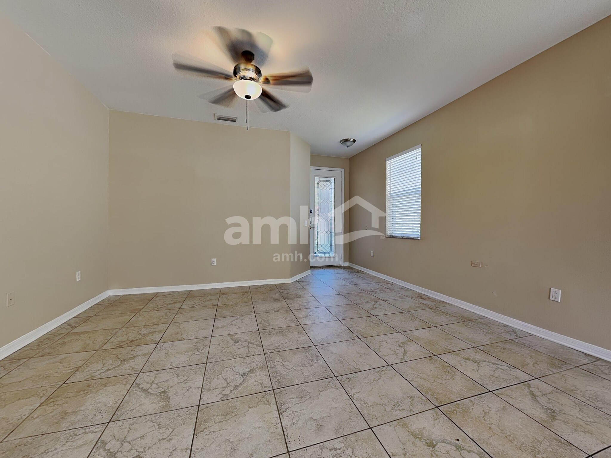 Building Photo - 9124 Gablewood Pl