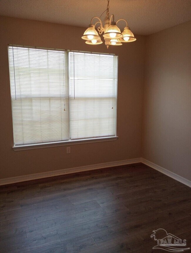 Building Photo - 4045 Glenway Dr