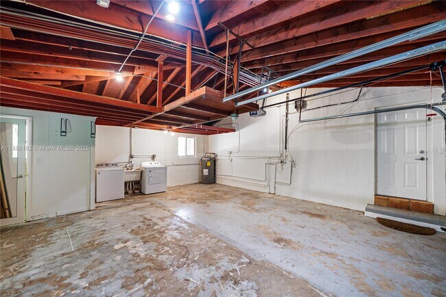 Building Photo - 1039 Hardee Rd