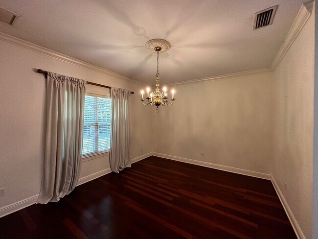 Building Photo - 361 Remington Run Way
