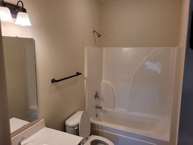 Building Photo - 378 Acadia Lp