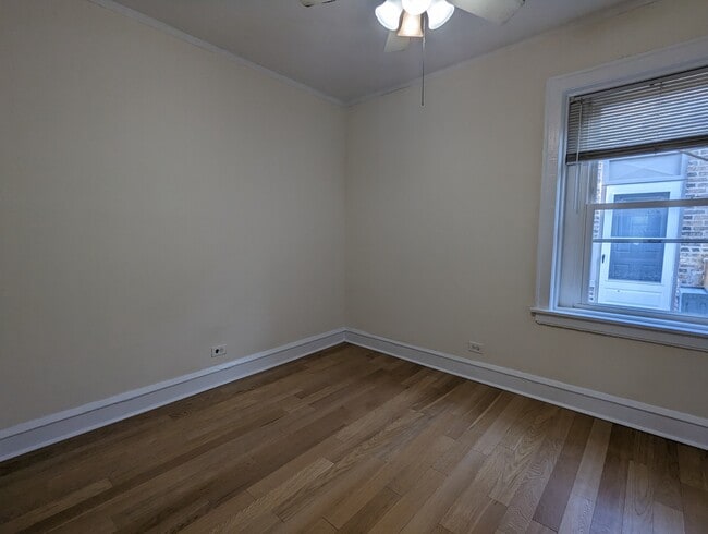 Building Photo - 3533 W Fullerton Ave
