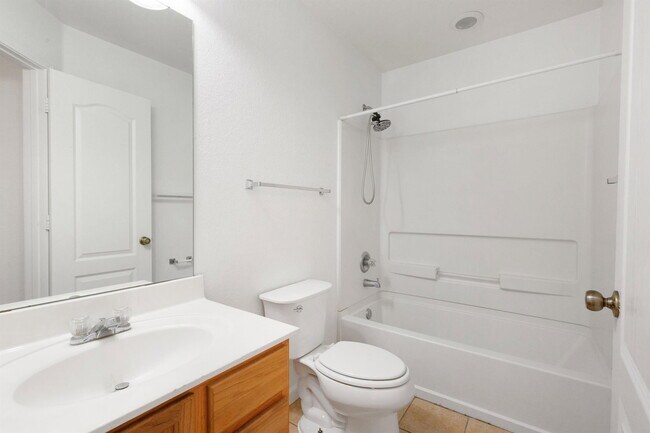 Building Photo - 2020 Kass Cove