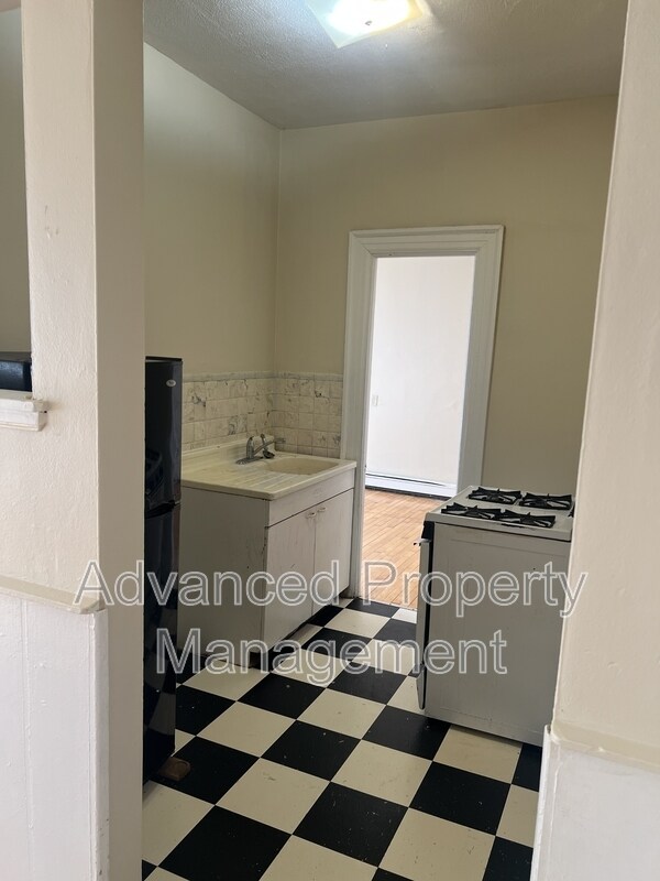 Building Photo - 3113 W McKinley Blvd