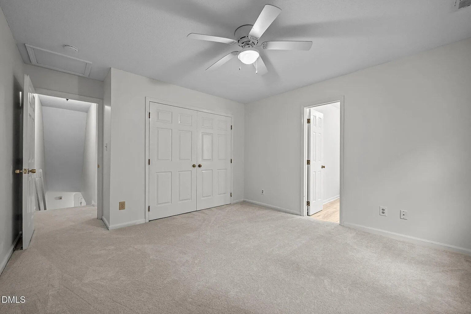 Upstairs Bedroom - 1033 Oak Lake Ct