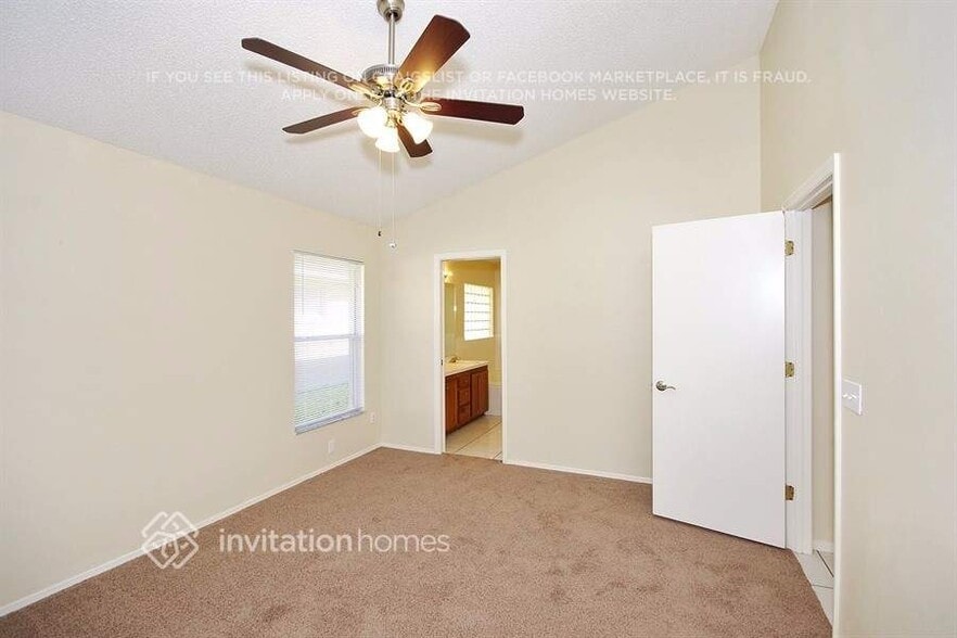 Building Photo - 914 River Cove Ave