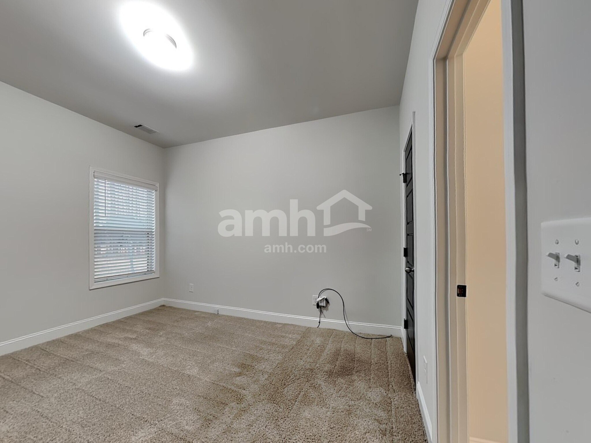 Building Photo - 1279 Victoria Walk Ln