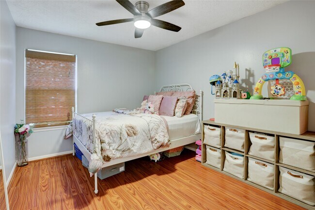 Building Photo - 11319 Windy Creek Dr