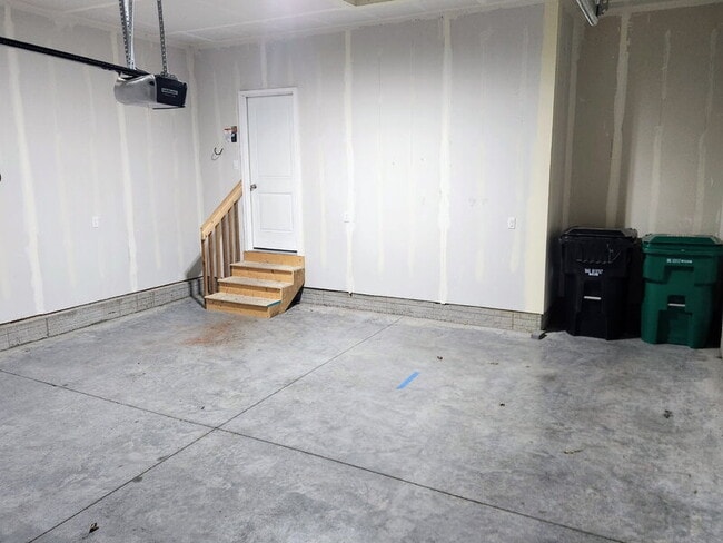 Building Photo - 2124 NW 44th St