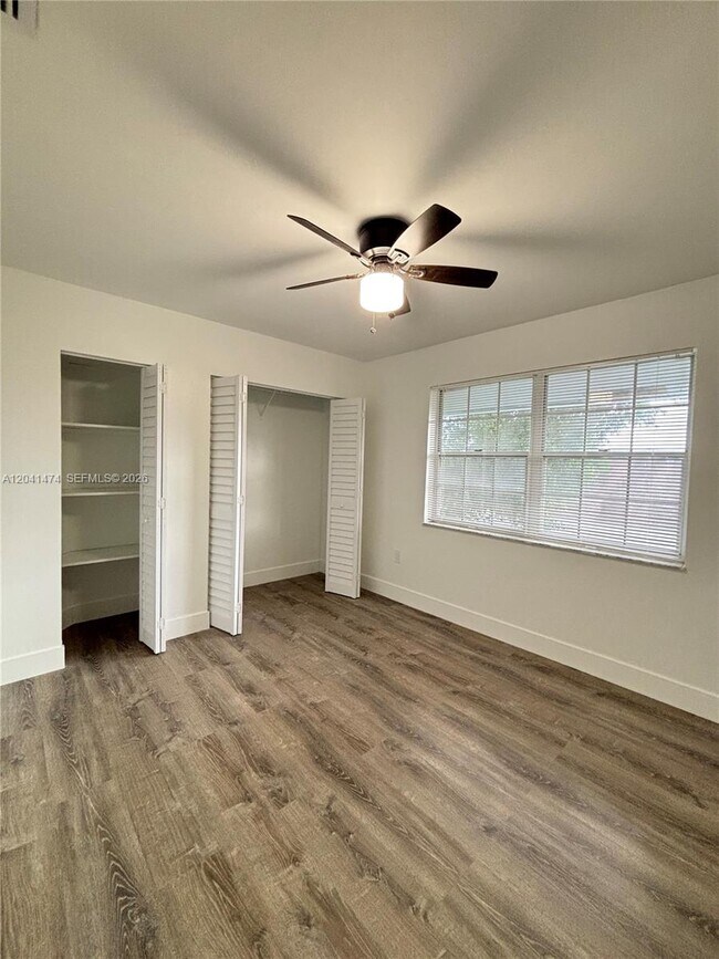Building Photo - 15655 SW 74th Cir Dr