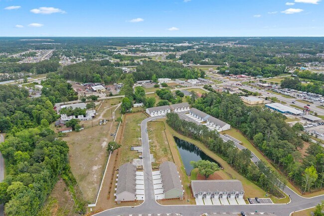 Building Photo - 547 Gemstone Blvd