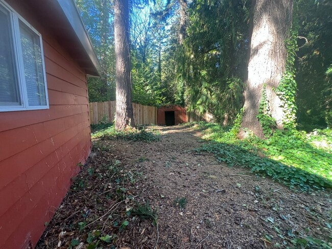 Building Photo - 1220 Garrison Ave