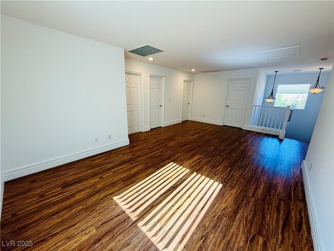 Building Photo - 9725 Kampsville Ave
