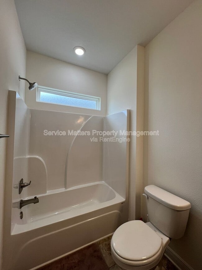 Building Photo - 4145 Grassy Run St