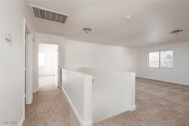 Building Photo - 5029 Cascade Pools Ave