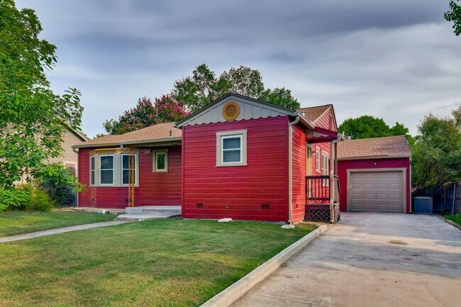 Building Photo - Minutes From Woodlawn Lake - 4 miles from ...