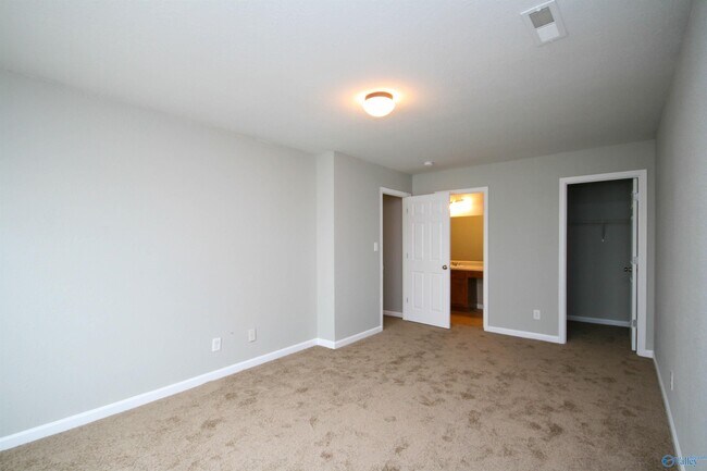 Building Photo - 138 Bayside Ln