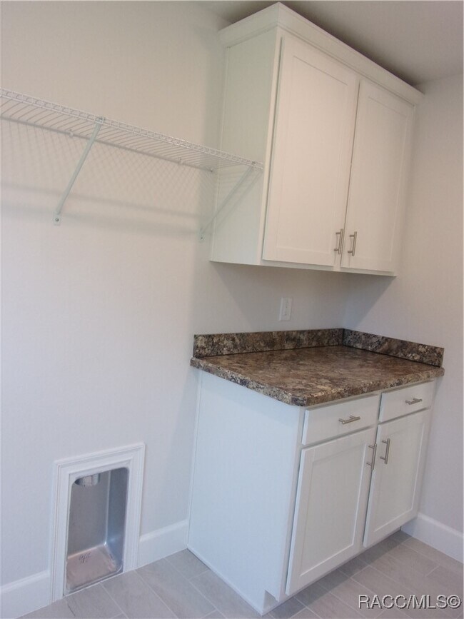 Building Photo - 219 Bittern Lp