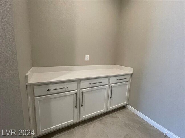 Building Photo - 11622 Hatchling Ave