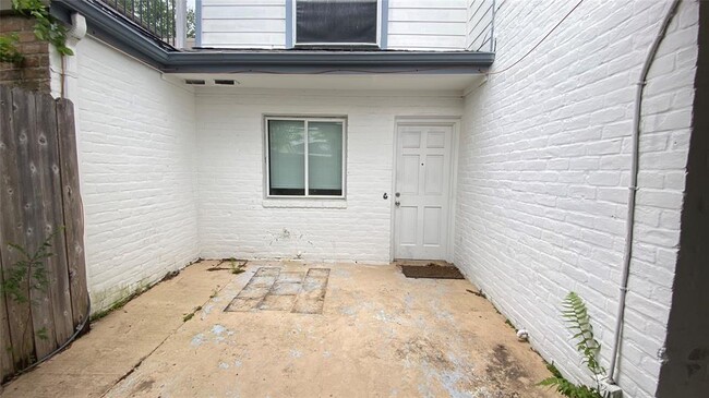 Building Photo - 4714 N Cashel Cir