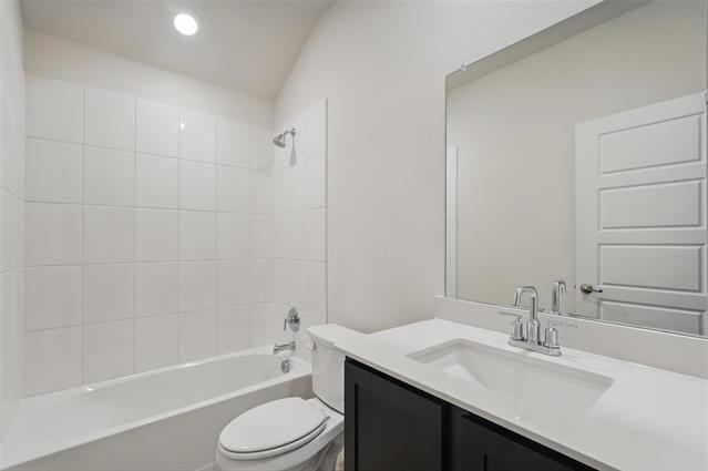 Building Photo - 7420 Raynor Pl