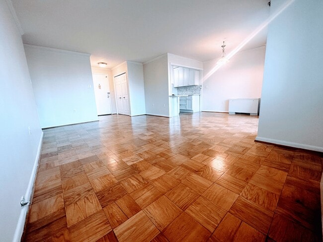 Building Photo - 10500 Rockville Pike