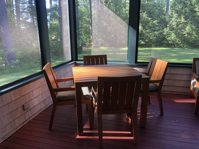 Building Photo - 1140 Roosevelt Trail