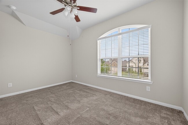 Building Photo - 3027 Sadie Ct