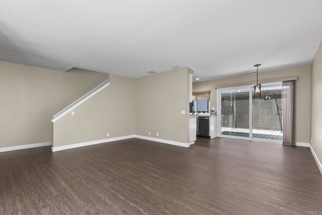 Building Photo - 8746 Villa La Jolla Dr