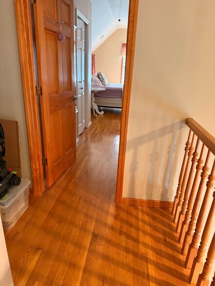 2nd floor landing - 424 Page Ave