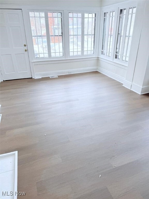 Building Photo - 3240 Sycamore Rd