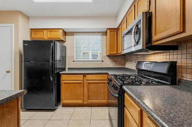 Building Photo - 8401 Horton Trail