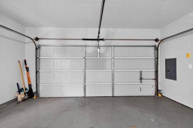 Building Photo - 908 Greene Way