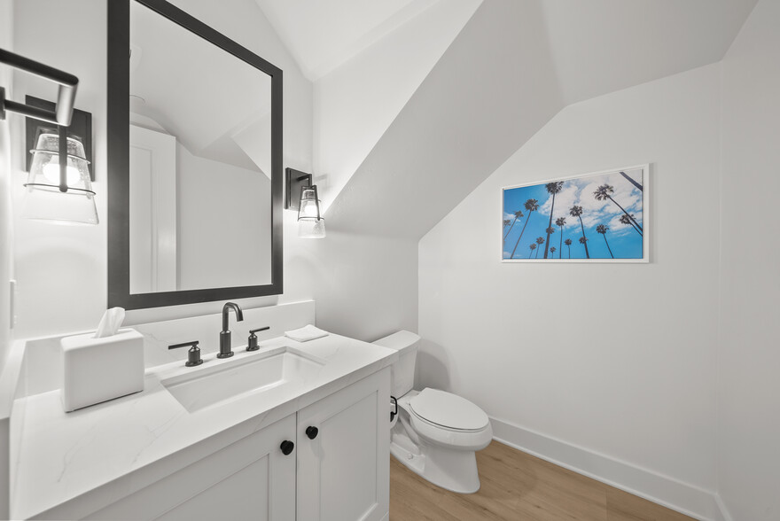 Building Photo - 1260 Molara Ln