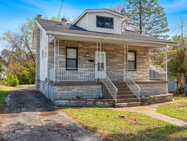 Building Photo - 9932 Jeffrey Dr