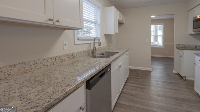 Building Photo - 6218 Creekford Ln