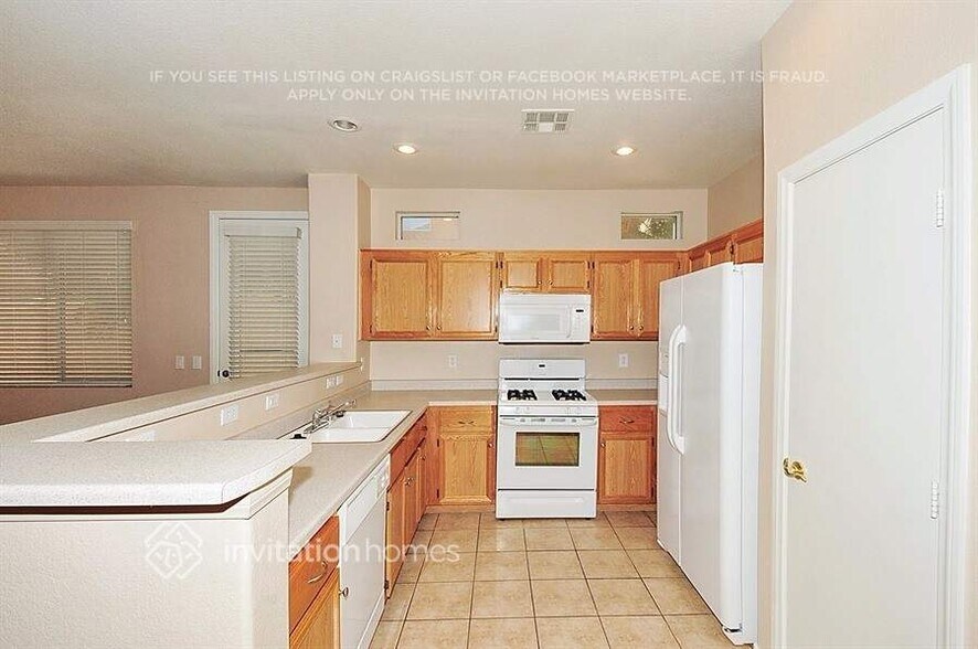 Building Photo - 5217 Pioneer Cabin Ct