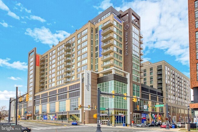 Building Photo - 5742 Governors Pond Cir