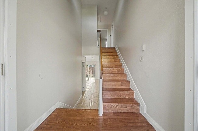 Building Photo - 5789 Woodland Point Dr