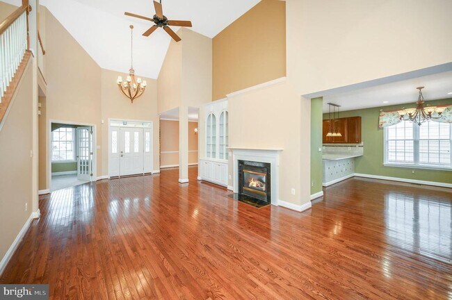 Building Photo - 13784 Charismatic Way